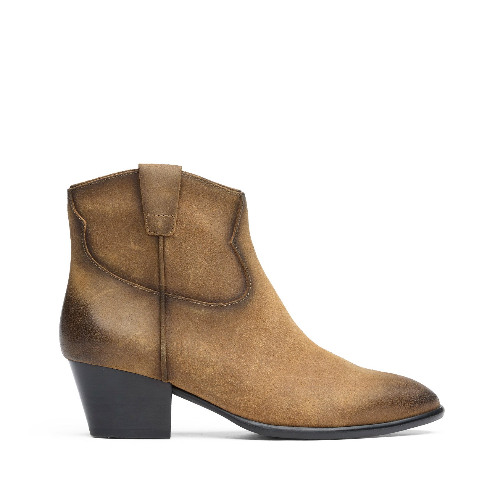 FAME Oily Suede Fandango