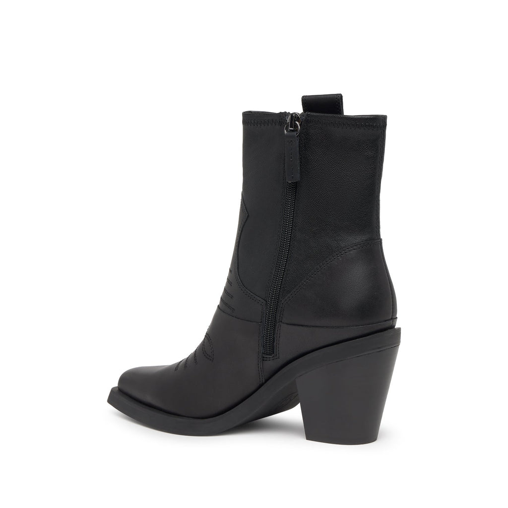 JAGGER Soft Mustang Black/Black - ASH Spain - FW25-M-151651-001